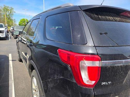 Shadow Black 2018 Ford Explorer XLT