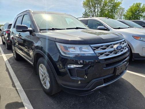 Shadow Black 2018 Ford Explorer XLT