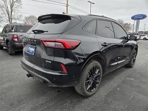 2023 Ford Escape ST-Line Elite