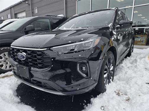 2023 Ford Escape ST-Line Elite