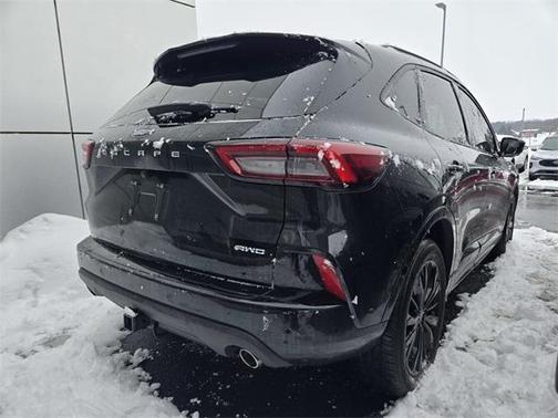 2023 Ford Escape ST-Line Elite