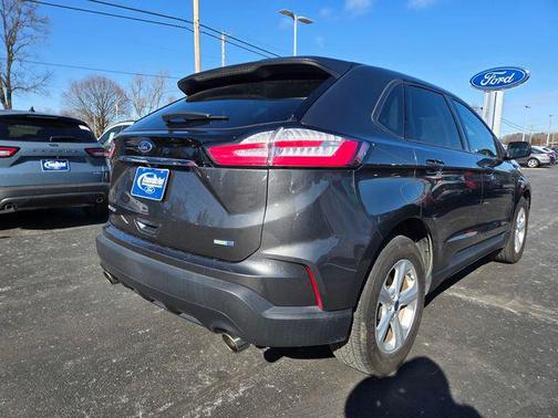2019 Ford Edge SE
