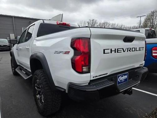 Summit White 2025 Chevrolet Colorado ZR2