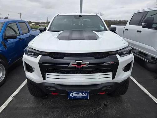 Summit White 2025 Chevrolet Colorado ZR2