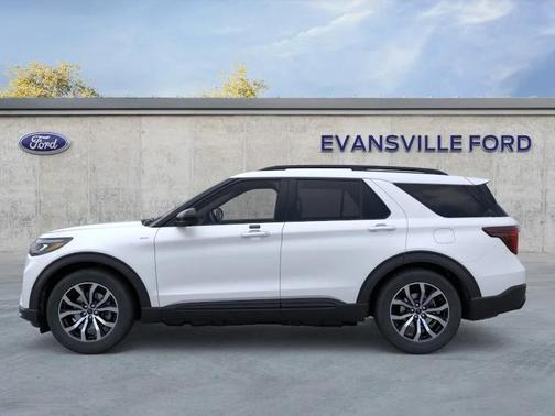 Star White Metallic Tri-Coat 2026 Ford Explorer ST-Line