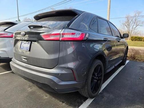 Gray Metallic 2023 Ford Edge ST Line