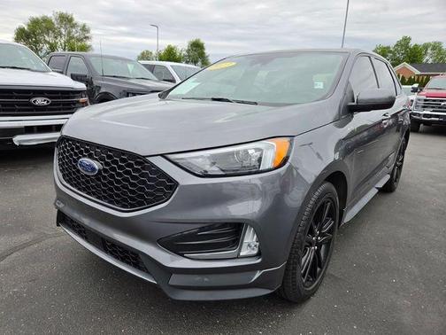 Gray Metallic 2023 Ford Edge ST Line