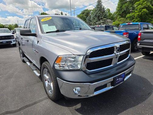 Billet Silver Metallic Clearcoat 2019 RAM 1500 Tradesman
