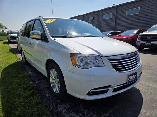2015 Chrysler Town & Country Limited Platinum