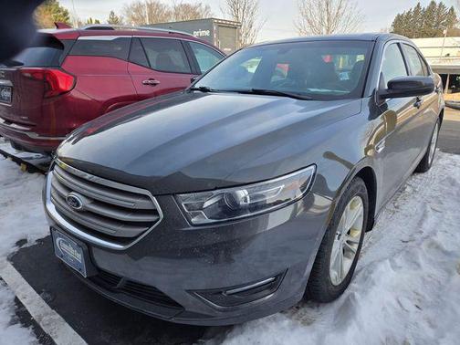 2015 Ford Taurus SEL