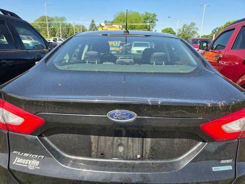 Tuxedo Black Metallic 2013 Ford Fusion SE