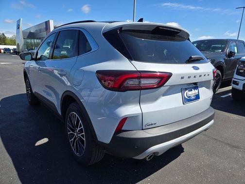 Space Silver Metallic 2025 Ford Escape PHEV SE