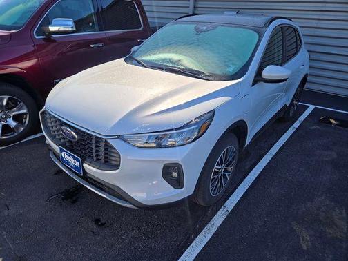 2025 Ford Escape PHEV SE