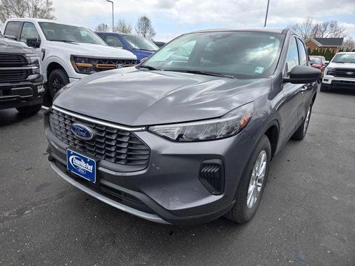 Carbonized Gray Metallic 2023 Ford Escape Active