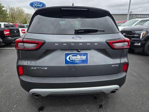 Carbonized Gray Metallic 2023 Ford Escape Active