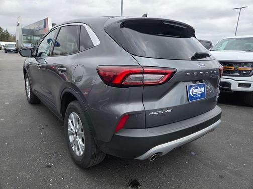 Carbonized Gray Metallic 2023 Ford Escape Active