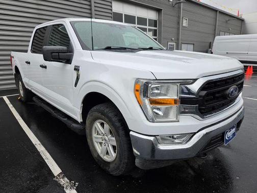 Oxford White 2022 Ford F-150 XLT