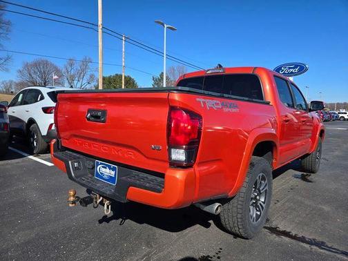 2018 Toyota Tacoma TRD Sport