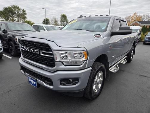 2022 RAM 2500 Big Horn Crew Cab 4x4 6'4' Box