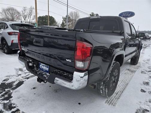 2022 Toyota Tacoma SR5