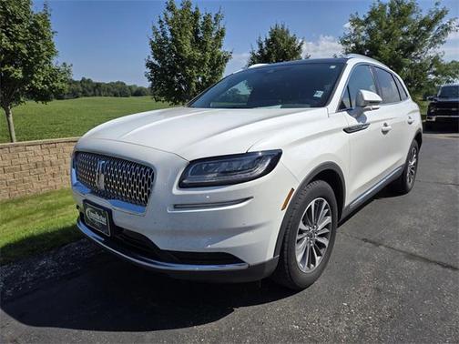 2022 Lincoln Nautilus Reserve