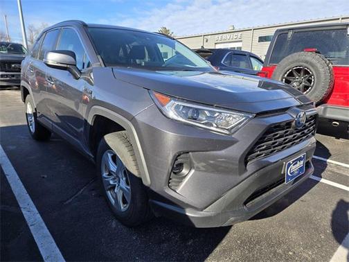 2020 Toyota RAV4 Hybrid XLE