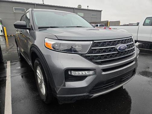 Carbonized Gray Metallic 2023 Ford Explorer XLT