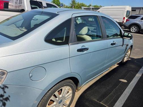 Blue 2008 Ford Focus SE