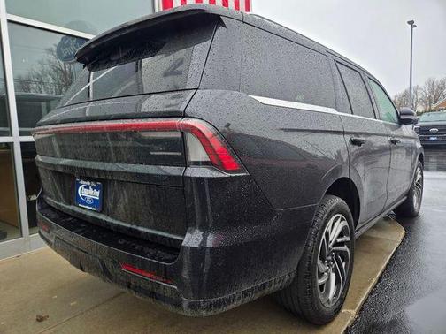 2025 Lincoln Navigator Reserve