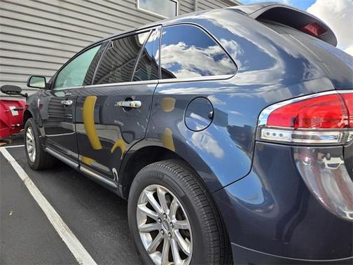 2013 Lincoln MKX Base