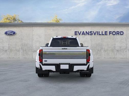 2025 Ford F-450 Platinum