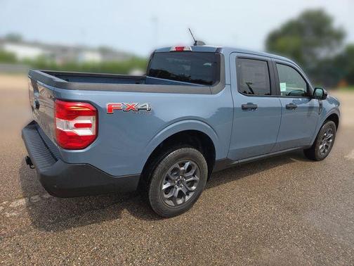 Azure Gray Metallic Tri-Coat 2026 Ford Maverick XLT