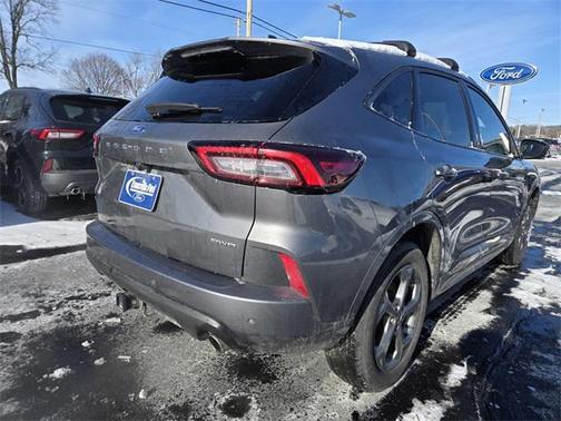 2023 Ford Escape ST-Line Select