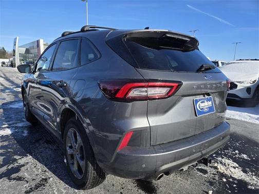 2023 Ford Escape ST-Line Select