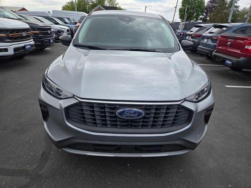 Iconic Silver Metallic 2023 Ford Escape Active