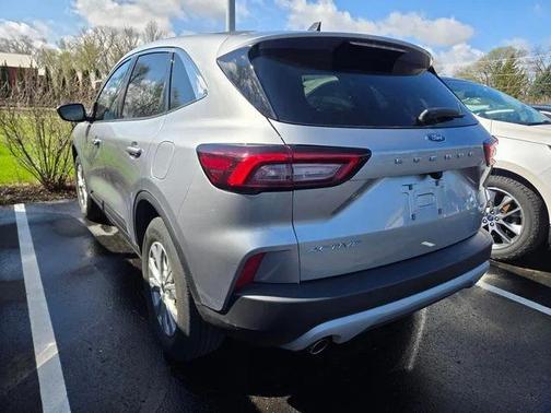 Iconic Silver Metallic 2023 Ford Escape Active
