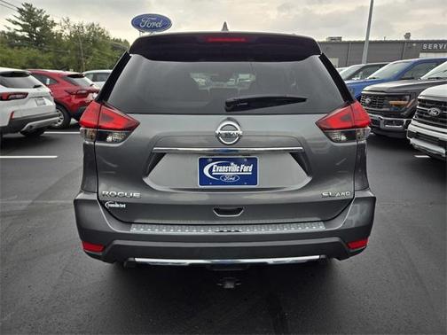 2017 Nissan Rogue SL