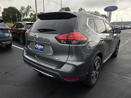 2017 Nissan Rogue SL