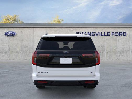 Star White Metallic Tri-Coat 2026 Ford Expedition Max Platinum