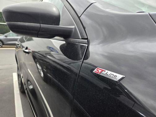 Agate Black Metallic 2024 Ford Escape ST-Line
