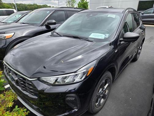 Agate Black Metallic 2024 Ford Escape ST-Line