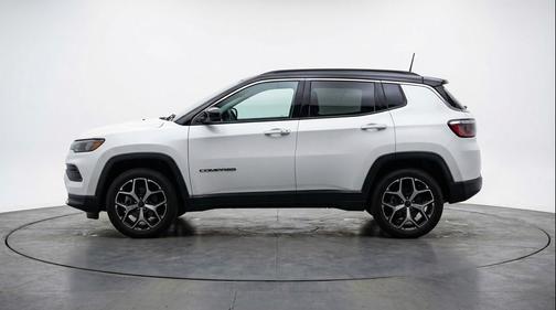 Bright White Clearcoat 2025 Jeep Compass Limited