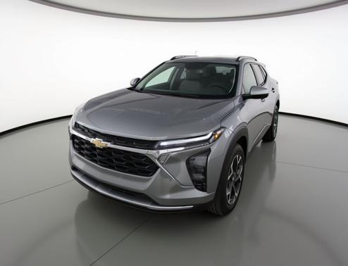Sterling Gray Metallic 2025 Chevrolet Trax LT
