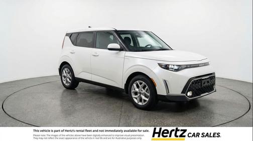 Snow White Pearl 2025 Kia Soul LX
