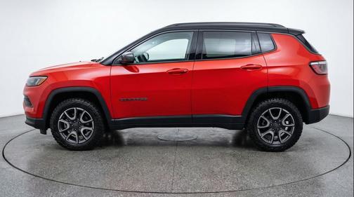 Red Hot Pearlcoat 2025 Jeep Compass Trailhawk