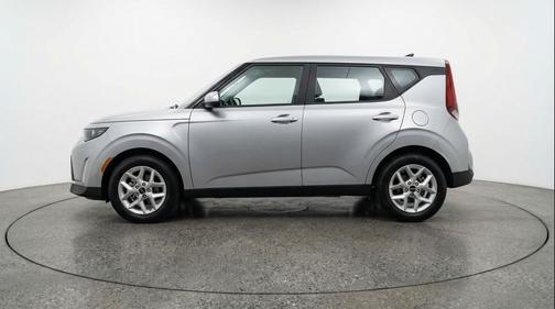 Steel Gray 2025 Kia Soul LX