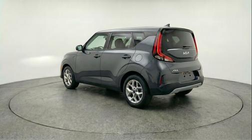 Gravity Gray 2025 Kia Soul LX