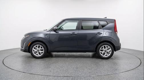 Gravity Gray 2025 Kia Soul LX