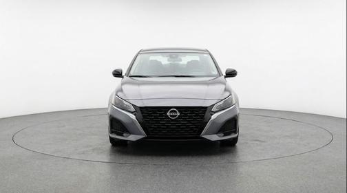 Gun Metallic 2025 Nissan Altima SV FWD