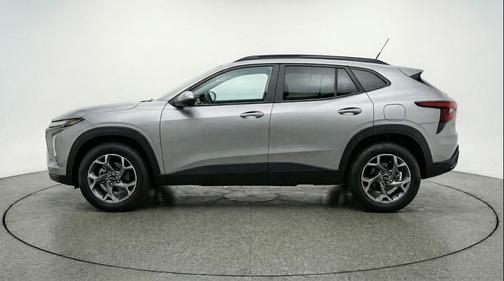 Sterling Gray Metallic 2025 Chevrolet Trax LT